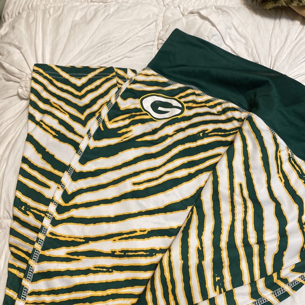 Packers leggings. Size large. NWOT.